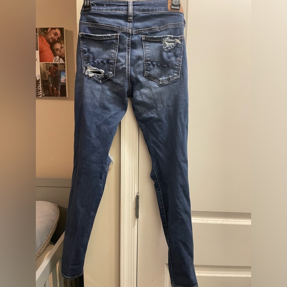 American Eagle size 4 jeans - Picture 2 of 3
